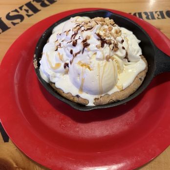 Bubba Gump Shrimp - Chocolate Chip Cookie Sundae - Seafood Near Me - Long Beach, California Bubba Gump Shrimp - Chocolate Chip Cookie Sundae - Seafood Near Me - Long Beach, California