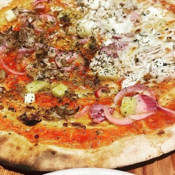 Flatbread Company - Mopsy's kalua pie with pork and chicken - Pizza Near Me - Portland, Maine