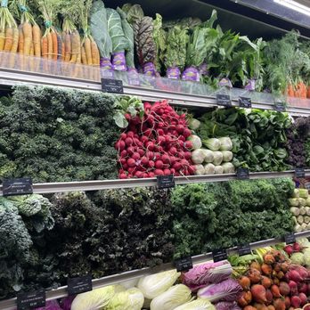 Erewhon - Produce - Grocery Near Me - Santa Monica, California Erewhon - Produce - Grocery Near Me - Santa Monica, California