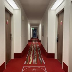 Leonardo Hotel - ... Flur ...