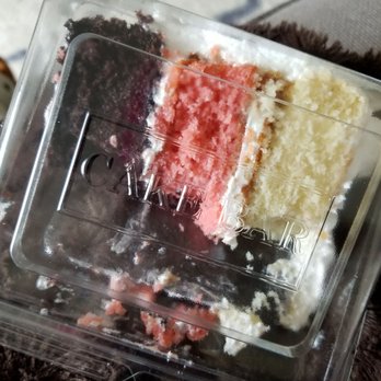 Cake Bar - The Neopolitan white & strawberry dry the chocolate was decent l not my favorite with very sweet similar to like a store bought frosting - Patisserie/Cake Shop Near Me - Dallas, Texas Cake Bar - The Neopolitan white & strawberry dry the chocolate was decent l not my favorite with very sweet similar to like a store bought frosting - Patisserie/Cake Shop Near Me - Dallas, Texas