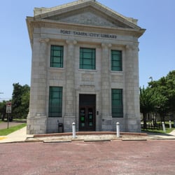 Port Tampa City Library - Some old city library