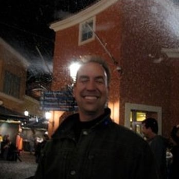 Simi Valley Town Center - Looks like snow...  but it's actually soap! - Shopping Centers Near Me - Simi Valley, California