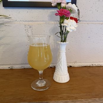 Rites Brewing - Release the Tulips. Fantastic. - Brewpubs Near Me - Bay Shore, New York