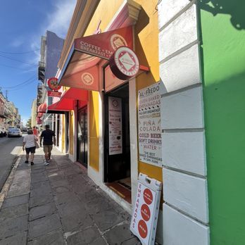 Al Fredo - Outside - Hot Dogs Near Me - San Juan, Puerto Rico