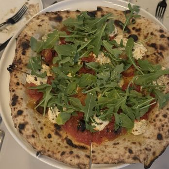 Si Cara - Tomato pizza - Pizza Near Me - South Boston, Massachusetts Si Cara - Tomato pizza - Pizza Near Me - South Boston, Massachusetts