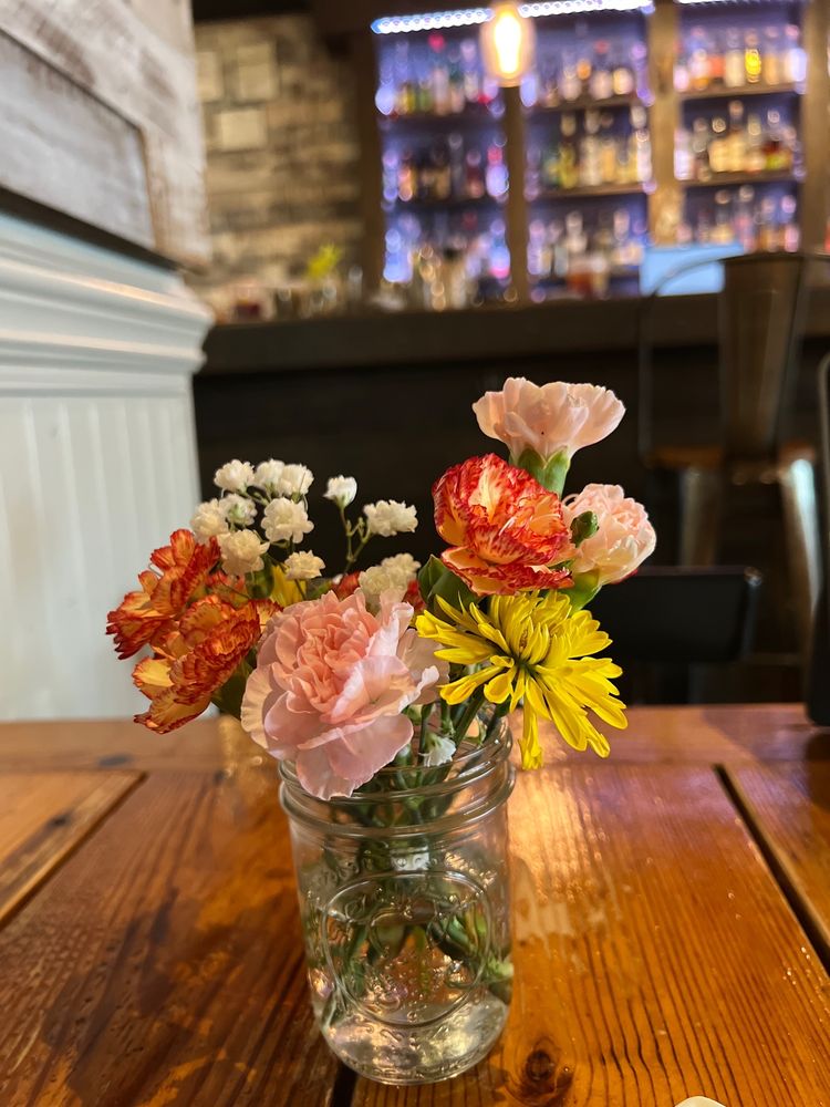 Plates Neighborhood Kitchen