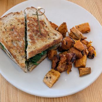 Sleepy Bee Cafe - Blue Ash - Breakfast Sandwich - Breakfast & Brunch Near Me - Blue Ash, Ohio Sleepy Bee Cafe - Blue Ash - Breakfast Sandwich - Breakfast & Brunch Near Me - Blue Ash, Ohio