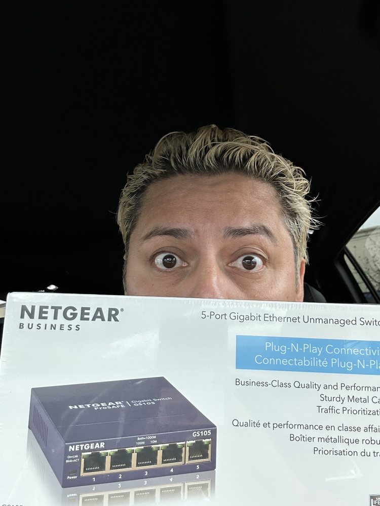 BEST BUY HAMBURG PAVILION Updated September 2024 28 Photos & 46