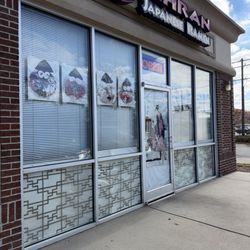 Ichran Japanese Ramen - Outside