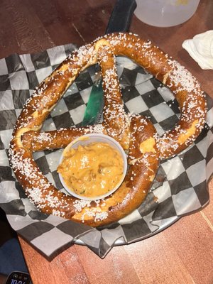 Looney's Pub by null