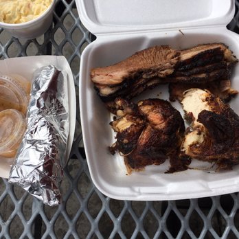 Rob's Chicken 'n Ribs - Roasted chicken & brisket - Barbeque Near Me - North Las Vegas, Nevada Rob's Chicken 'n Ribs - Roasted chicken & brisket - Barbeque Near Me - North Las Vegas, Nevada