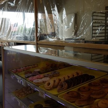 OMG Donuts - the inside of a donut shop - Donuts Near Me - Arlington, Texas OMG Donuts - the inside of a donut shop - Donuts Near Me - Arlington, Texas