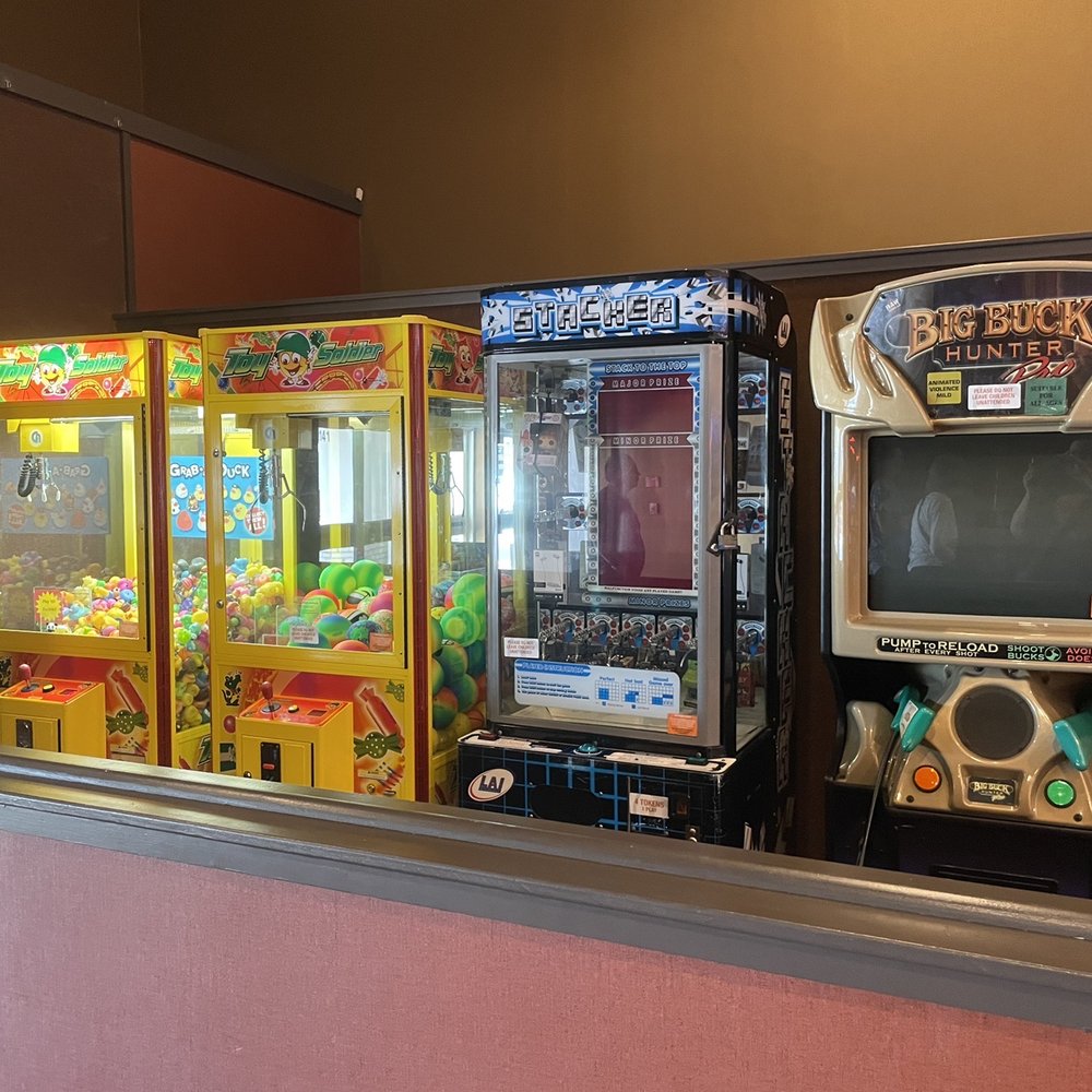 Regal Wekiva Riverwalk - Cinema Near Me - Apopka, Florida