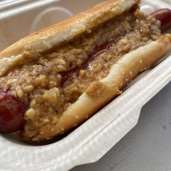 Ono Eats by Kace - a chili dog in a styrofoam container - Food Trucks Near Me Ono Eats by Kace - a chili dog in a styrofoam container - Food Trucks Near Me