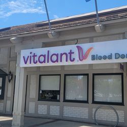 Vitalant Blood Donation- Fair Oaks - Outside.