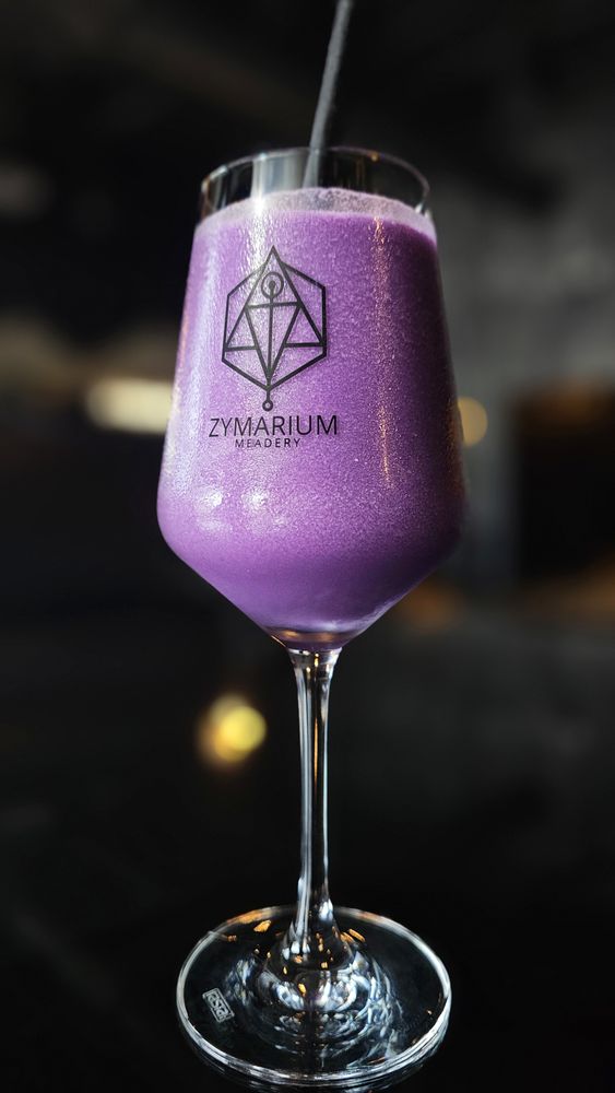 Social spots from Zymarium Meadery