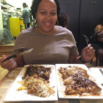 Batter & Berries - Caramel French toast and cheesy potatoes. - Breakfast & Brunch Near Me - Chicago, Illinois Batter & Berries - Caramel French toast and cheesy potatoes. - Breakfast & Brunch Near Me - Chicago, Illinois