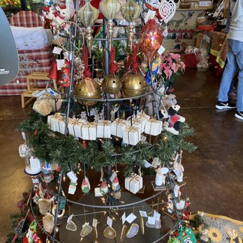 A Wildflower Shop - Christmas Ornaments - Florists Near Me - Edwardsville, Illinois