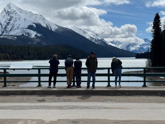 Maligne Lake by null
