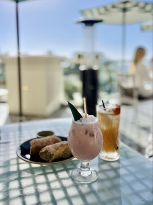 AVEO Table + Bar by null