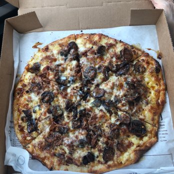 Pizza Artista - Pizza Near Me - Baton Rouge, Louisiana