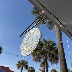 Smugglers Island Eats and Rum Bar