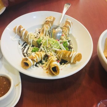 5 Rabanitos - Chicken Taquitos - Mexican Near Me - Chicago, Illinois 5 Rabanitos - Chicken Taquitos - Mexican Near Me - Chicago, Illinois