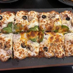 Persian meat pizza