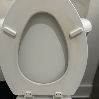 The Oliver - Urine stains toilet seats in both bathrooms. - Apartments Near Me - Atlanta, Georgia The Oliver - Urine stains toilet seats in both bathrooms. - Apartments Near Me - Atlanta, Georgia