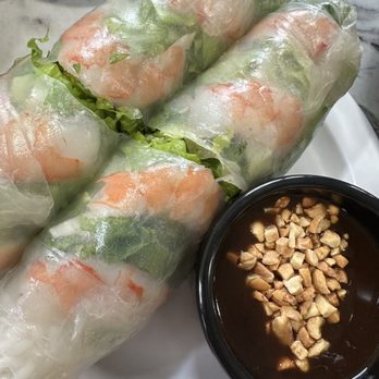 iPho by Saigon - fresh shrimp spring rolls - Vietnamese Near Me - Saint Paul, Minnesota