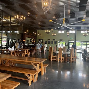 Burning Blush Brewery - Breweries Near Me - Mills River, North Carolina