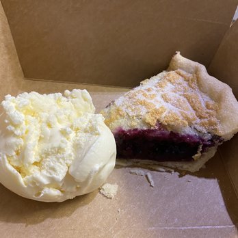 Bumbleberry Gift Shop - Bumbleberry Pie - Bakeries Near Me - Springdale, Utah Bumbleberry Gift Shop - Bumbleberry Pie - Bakeries Near Me - Springdale, Utah