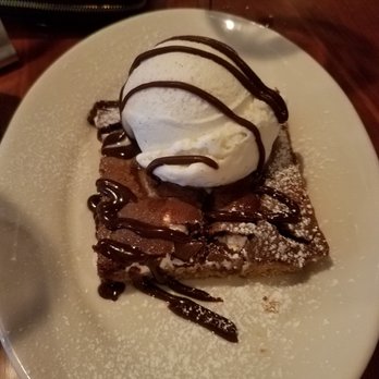 Coconuts - S'mores brownie with ice cream - Seafood Near Me - Fort Lauderdale, Florida Coconuts - S'mores brownie with ice cream - Seafood Near Me - Fort Lauderdale, Florida