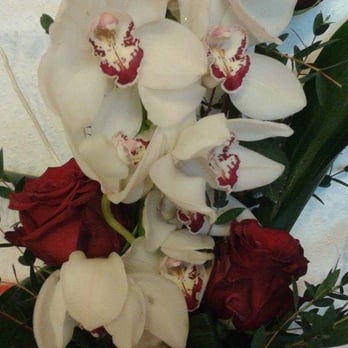 Belles Fleurs - Florists Near Me - Prague, Puerto Rico Belles Fleurs - Florists Near Me - Prague, Puerto Rico
