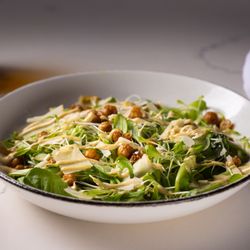 Almost Famous - Mini Romaine Ensalada