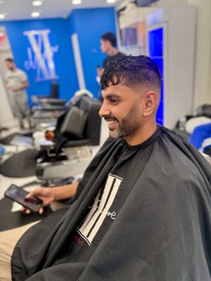 XI BARBERSHOP by null