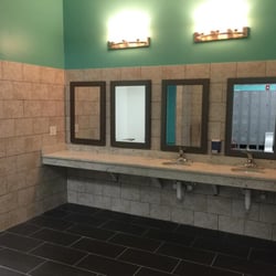 Club 24 Concept Gyms - Executive locker rooms and private showers