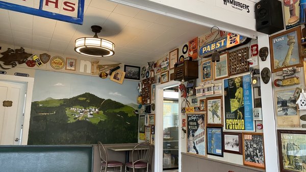 Ralph's Cafe by null