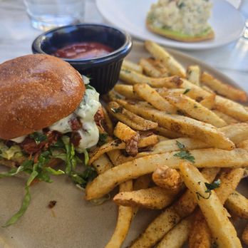 Gracias Madre - $10 Tuesday Happy Meal Deal, w/1 bbq jackfruit slider and Chipotle Garlic fries - Mexican Near Me - West Hollywood, California