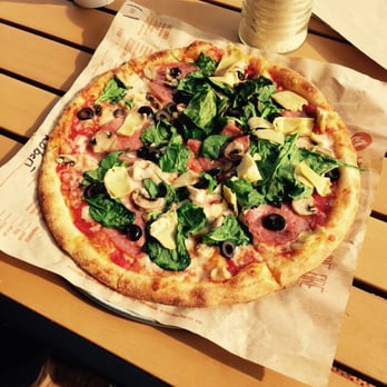 Blaze Pizza - Build your own pizza gluten free one of the best pizza places ever - Salad Near Me - Gold River, California Blaze Pizza - Build your own pizza gluten free one of the best pizza places ever - Salad Near Me - Gold River, California