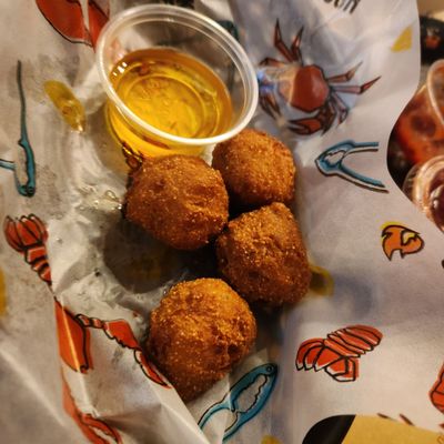 Hook & Reel Cajun Seafood & Bar by null