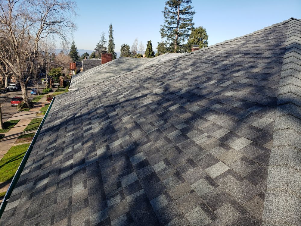 Slide of Monarca General Construction