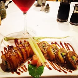 Tabule - Monkey Roll y martini de granada