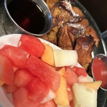 Hudson Grille - Cinnamon French Toast - New American Near Me - White Plains, New York