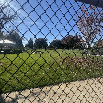 Morse Dog Park - Dog Parks Near Me - Elk Grove, California
