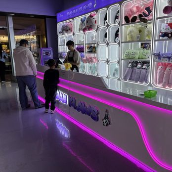 Kawaii Klaws - Counter - Arcades Near Me - Buena Park, California