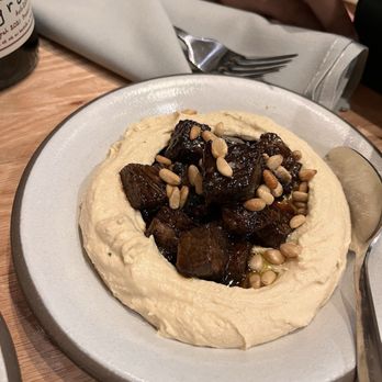 Sawa - Hummus with beef cheeks - Lebanese Near Me - Brooklyn, New York
