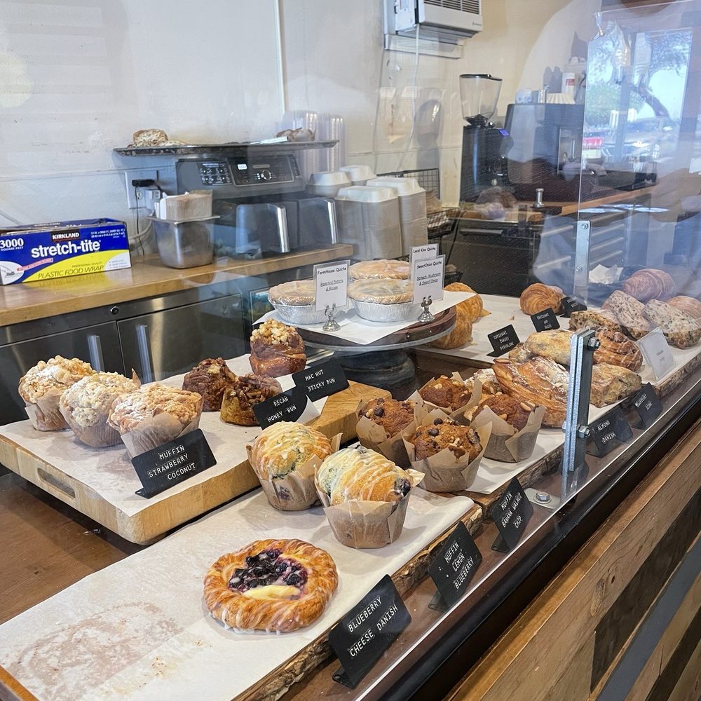 Sugar Beach Bake Shop - Display - Bakeries Near Me - Kihei, Hawaii