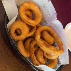 Amazing onion rings, BEER BATTERED ONION RINGS